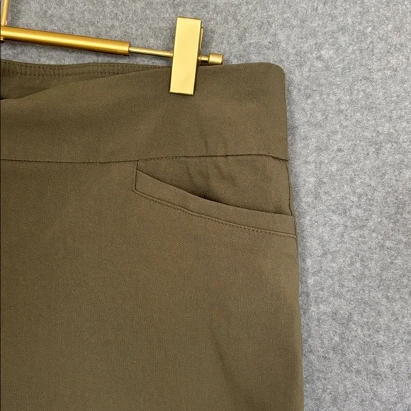 Allison Daley Capri Pull On Woman Pants w/ Pockets 14 Green - Picture 9 of 9